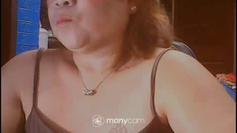 Snapshot of xsw33t_joy69x chatting on July 18, 1:59 pm joy online show from July 18, 1:59 pm