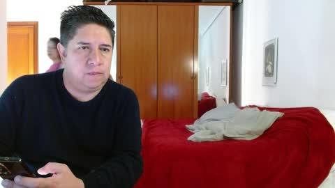 thiagoeva online show from May 11, 8:09 am