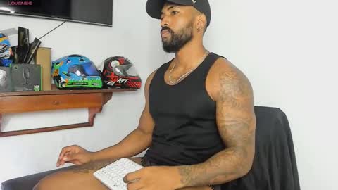 Stipp3r online show from December 17, 12:44 pm