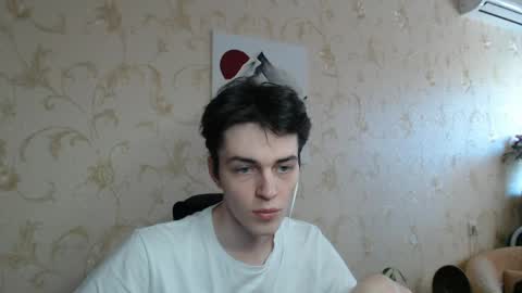 traqqq online show from May 31, 11:06 am