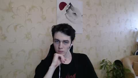 traqqq online show from June 5, 12:44 pm