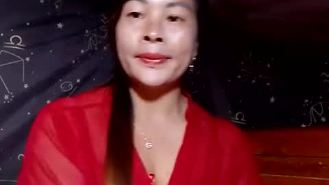 Snapshot of xuxulove00 chatting on June 9, 2:12 am xuxulove00 online show from June 9, 2:12 am