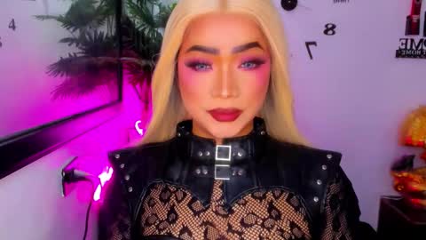 xxasian_goddessxx online show from March 22, 5:00 am