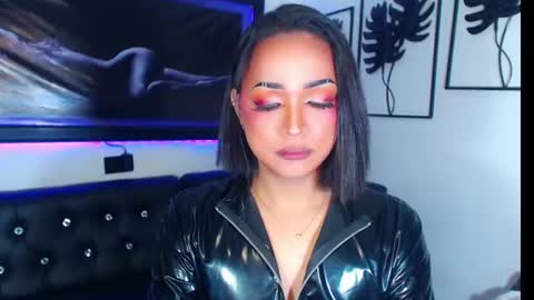 Snapshot of xxasian_goddessxx chatting on June 22, 5:54 pm xxasian_goddessxx online show from June 22, 5:54 pm