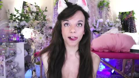Snapshot of xxhayleemariexx chatting on May 21, 2:40 am Haylee Marie online show from May 21, 2:40 am