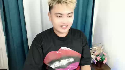 Loyd online show from February 6, 6:33 pm