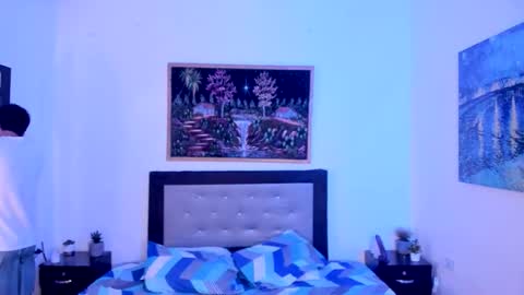 Snapshot of xxhoty0ung_boysxx chatting on September 20, 6:53 pm David and Mike online show from September 20, 6:53 pm