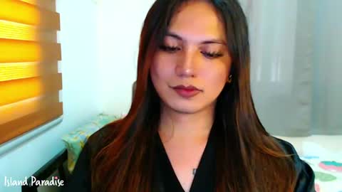 Snapshot of xxjulielovesyouxx chatting on May 30, 6:32 am July online show from May 30, 6:32 am