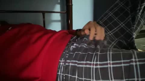 Snapshot of xxkingdemontxx chatting on February 25, 7:34 pm Demont online show from February 25, 7:34 pm