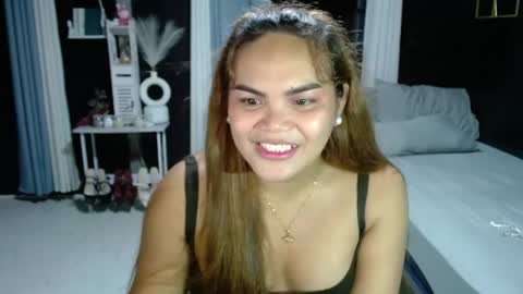Snapshot of xxkylie_smithxx chatting on May 25, 6:36 pm Kylie Smith online show from May 25, 6:36 pm