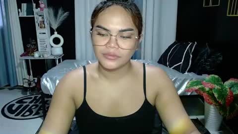 Snapshot of xxkylie_smithxx chatting on June 11, 2:00 am Kylie Smith online show from June 11, 2:00 am
