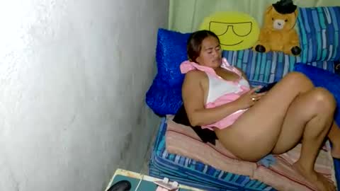 xxloveheart online show from March 8, 2:04 am