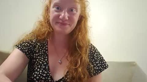 Snapshot of xxmariebliss chatting on July 6, 3:03 pm xxmariebliss online show from July 6, 3:03 pm
