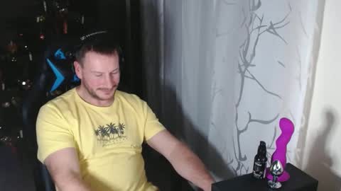 Snapshot of xxmettexx chatting on January 3, 9:36 pm xxmettexx online show from January 3, 9:36 pm