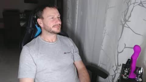 Snapshot of xxmettexx chatting on February 2, 9:34 pm xxmettexx online show from February 2, 9:34 pm