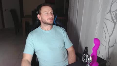 Snapshot of xxmettexx chatting on March 2, 1:04 am xxmettexx online show from March 2, 1:04 am