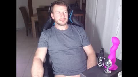 Snapshot of xxmettexx chatting on March 2, 9:22 pm xxmettexx online show from March 2, 9:22 pm