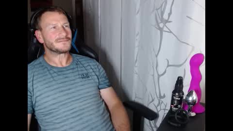 Snapshot of xxmettexx chatting on October 1, 8:48 pm xxmettexx online show from October 1, 8:48 pm