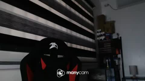 Snapshot of xxmonsterbigcockxx chatting on January 23, 4:41 am  Kaycee  online show from January 23, 4:41 am