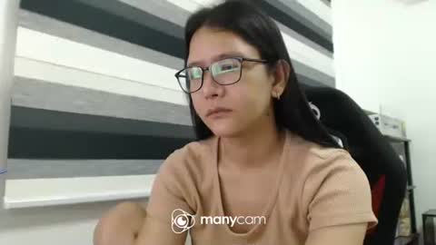Snapshot of xxmonsterbigcockxx chatting on October 9, 3:54 pm  Kaycee  online show from October 9, 3:54 pm