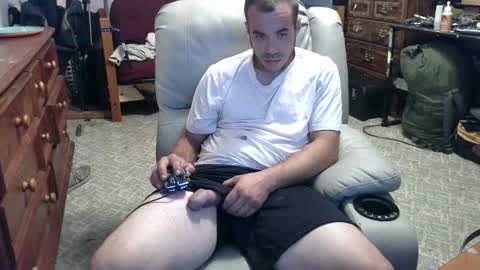 Snapshot of xxscubastevexxx chatting on September 24, 5:27 pm xxScubaStevexx online show from September 24, 5:27 pm