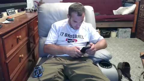 Snapshot of xxscubastevexxx chatting on October 1, 1:55 am xxScubaStevexx online show from October 1, 1:55 am