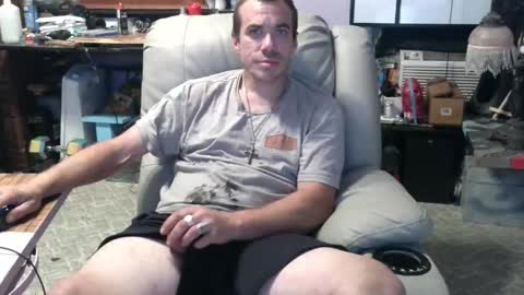 Snapshot of xxscubastevexxx chatting on October 16, 2:45 am xxScubaStevexx online show from October 16, 2:45 am