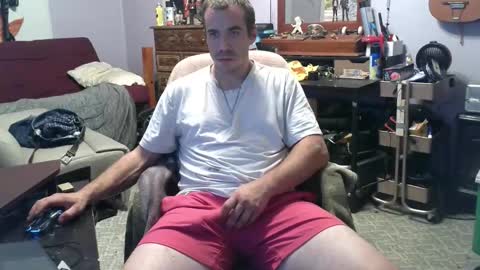 Snapshot of xxscubastevexxx chatting on October 27, 12:36 am xxScubaStevexx online show from October 27, 12:36 am