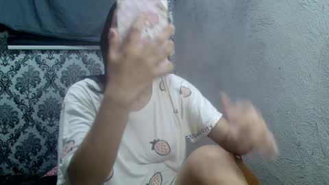 Snapshot of xxsexypinayxx466789 chatting on December 25, 3:38 pm Windy online show from December 25, 3:38 pm