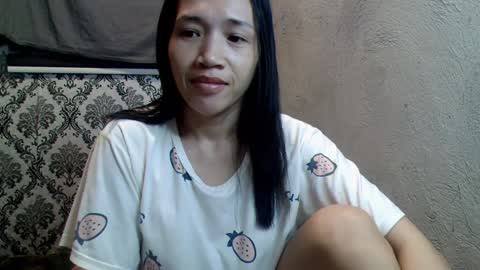 Snapshot of xxsexypinayxx466789 chatting on December 25, 11:10 pm Windy online show from December 25, 11:10 pm
