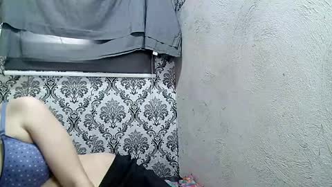 Snapshot of xxsexypinayxx466789 chatting on January 21, 7:37 am Windy online show from January 21, 7:37 am