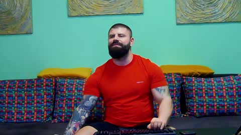 Snapshot of xxtreamleonard chatting on January 30, 2:47 pm Xtream Leonard online show from January 30, 2:47 pm