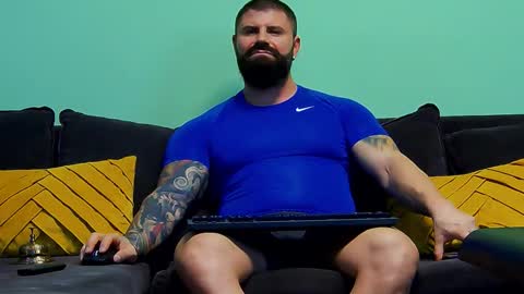 Xtream Leonard online show from December 1, 5:18 pm