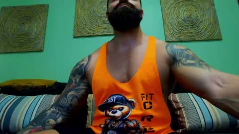 Snapshot of xxtreamleonard chatting on May 23, 3:49 pm Xtream Leonard online show from May 23, 3:49 pm