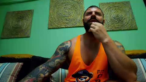 Snapshot of xxtreamleonard chatting on June 14, 7:32 am Xtream Leonard online show from June 14, 7:32 am