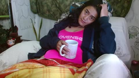 Snapshot of xxx_morena chatting on February 14, 4:15 am   LILI  online show from February 14, 4:15 am