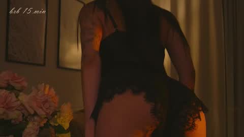 Molly online show from October 5, 10:24 am