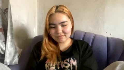 Snapshot of xxxcutekittyx chatting on July 5, 10:11 am xxxcutekittyx online show from July 5, 10:11 am