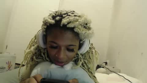 Snapshot of xxxdanidoomsdayxxx chatting on February 3, 9:09 pm Danielle online show from February 3, 9:09 pm