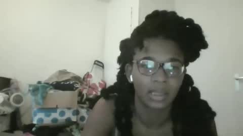 Danielle online show from April 5, 4:04 pm