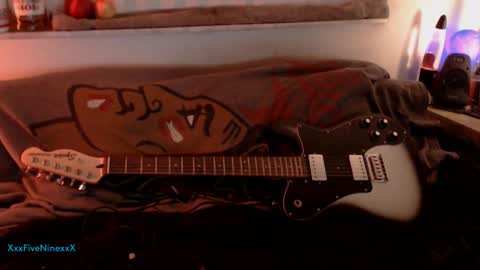 XxxFiveNinexxX online show from December 5, 7:16 am