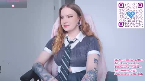 Keira online show from February 21, 8:48 am