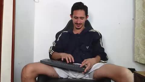 Kev online show from February 1, 11:25 pm