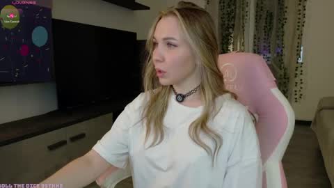 Snapshot of xxxhoneyxx chatting on May 21, 11:12 pm Onlyfanz online show from May 21, 11:12 pm