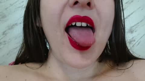 Snapshot of xxxlola_ chatting on February 27, 9:00 am Lola online show from February 27, 9:00 am