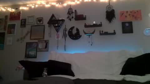 Lola online show from January 18, 6:17 am