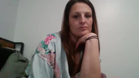 Snapshot of xxxmistymoansxxx chatting on May 6, 7:35 am Misti online show from May 6, 7:35 am
