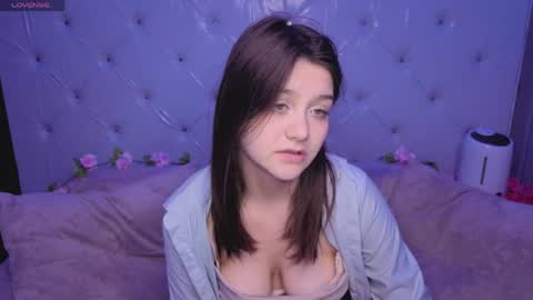 Snapshot of xxxnaughtyfoxxx chatting on June 9, 5:35 pm foxy online show from June 9, 5:35 pm