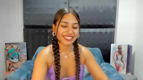 Snapshot of xxxsarita_cute chatting on February 16, 8:10 am Sara online show from February 16, 8:10 am