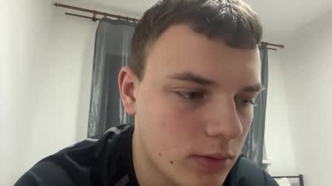 Snapshot of xxxten_ chatting on January 18, 12:14 am Leo online show from January 18, 12:14 am